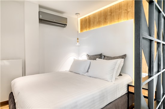 Earth  Apartments Boutique Hotel